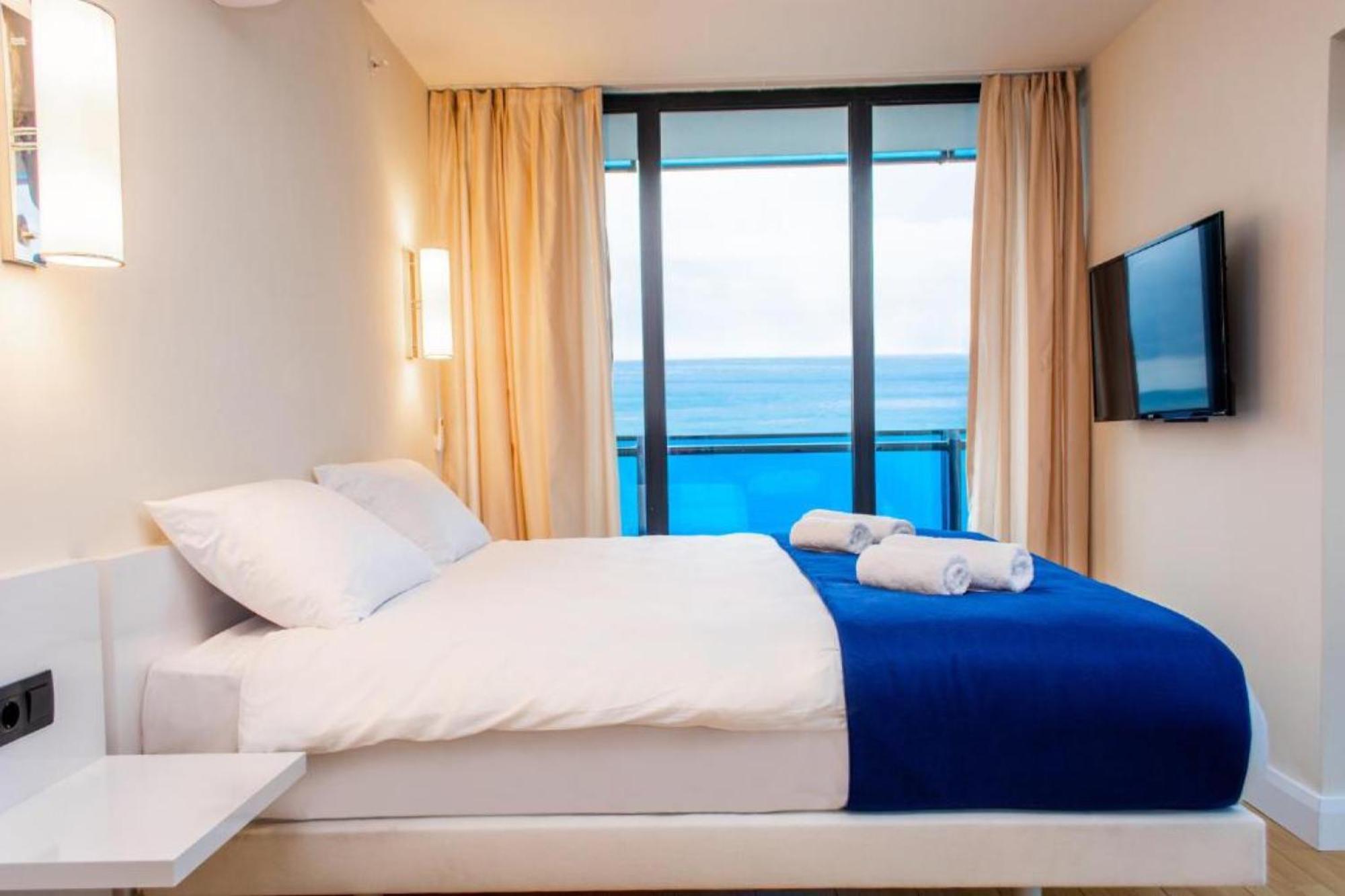 الشقق الفندقية باتوميفي  Orbi City Sea View المظهر الخارجي الصورة