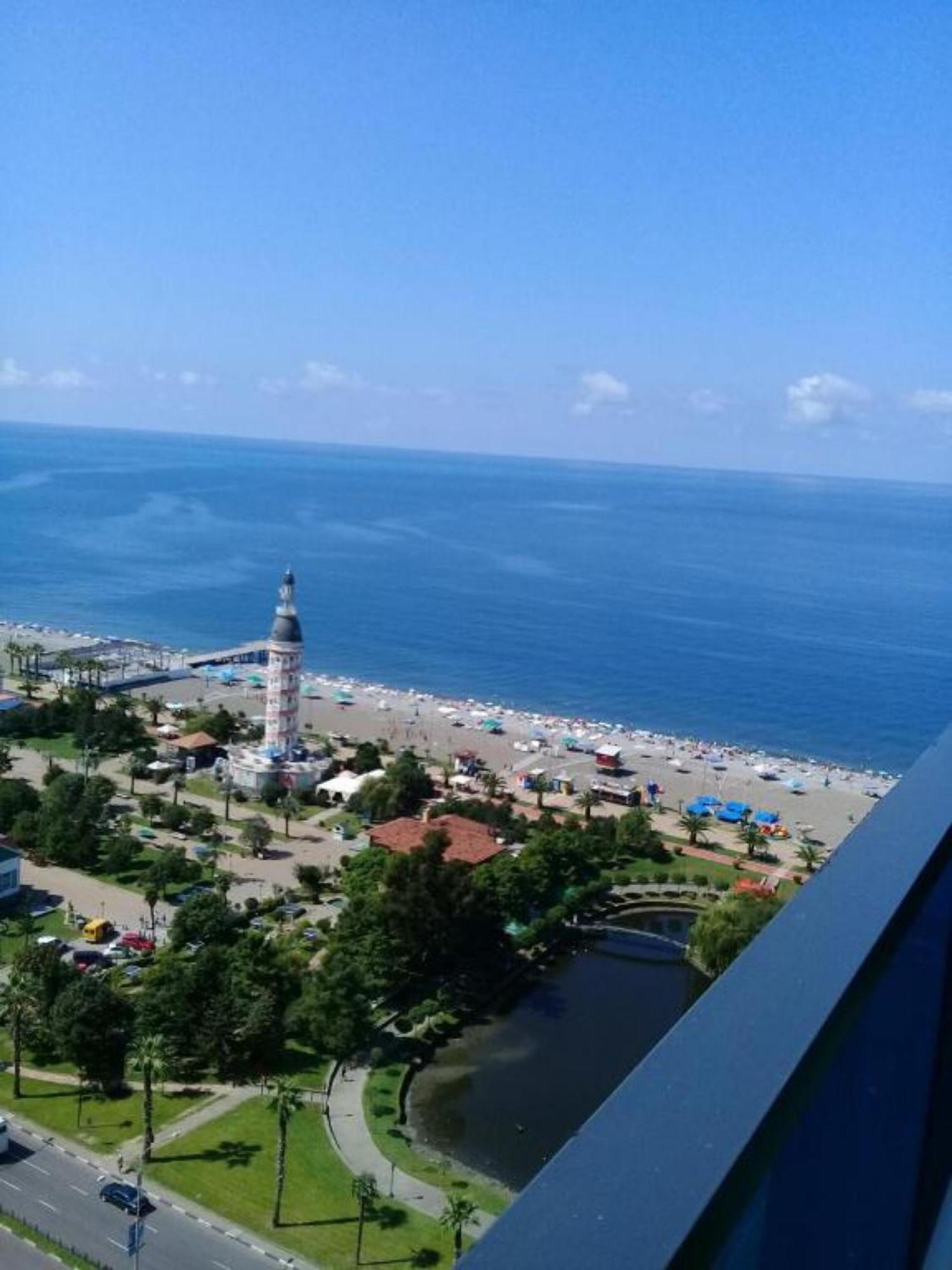الشقق الفندقية باتوميفي  Orbi City Sea View المظهر الخارجي الصورة